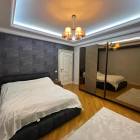 In Baku 207.0 m² apartment is for sale - Image 5