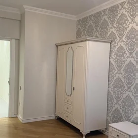 In Baku 65.0 m² apartment is for sale - Image 8