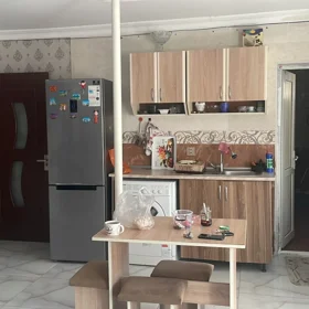 In Baku 700.0 m² house with 3.0 rooms is for rent - Image 6