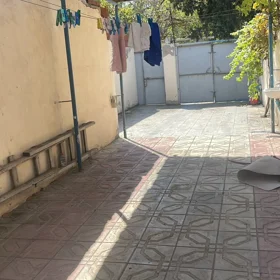 In Baku 700.0 m² house with 3.0 rooms is for rent - Image 10