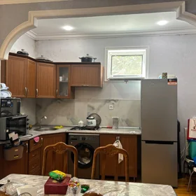 In Baku 100.0 m² house with 4.0 rooms is for sale - Image 8