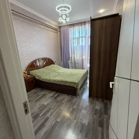 In Khirdalan 75.0 m² apartment is for rent - Image 5