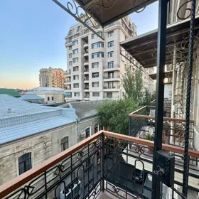 In Baku 65.0 m² apartment is for rent - Image 2