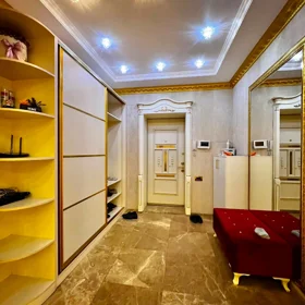 In Baku 286.0 m² apartment is for rent - Image 5