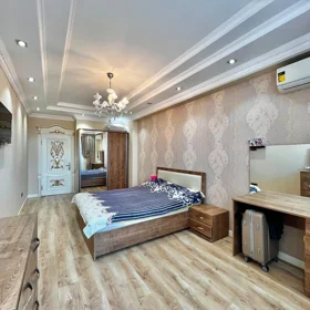 In Baku 286.0 m² apartment is for rent - Image 7