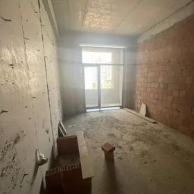 In Baku 96.0 m² apartment is for sale - Image 2