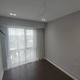 In Baku 129.0 m² apartment is for rent - Image 10