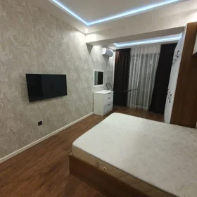 In Baku 80.0 m² apartment is for rent - Image 8