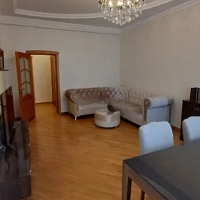 In Xətai rayonu 90.0 m² apartment is for rent - Image 3