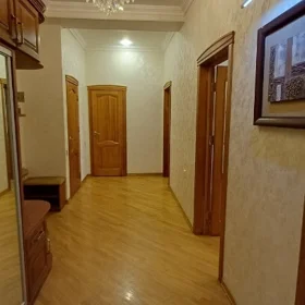 In Xətai rayonu 90.0 m² apartment is for rent - Image 9
