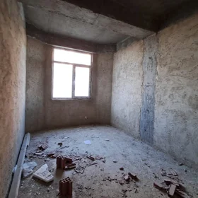 In Khirdalan 102.0 m² apartment is for sale - Image 6