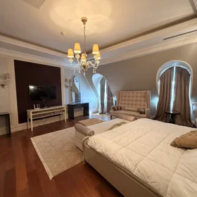 In Baku 350.0 m² apartment is for rent - Image 7