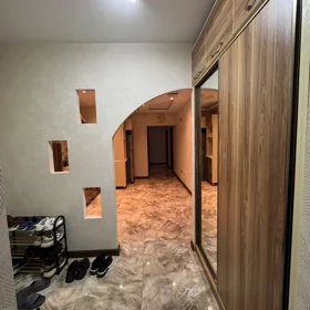 In Baku 100.0 m² apartment is for sale - Image 2
