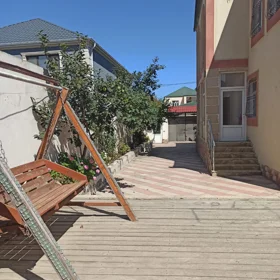 In Baku 300.0 m² house with 8.0 rooms is for sale - Image 5