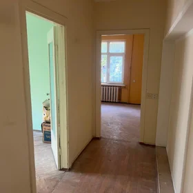In Səbail rayonu 55.0 m² apartment is for sale - Image 2