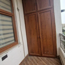 In Baku 110.0 m² apartment is for sale - Image 2