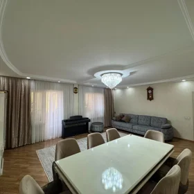 In Baku 120.0 m² apartment is for sale - Image 4