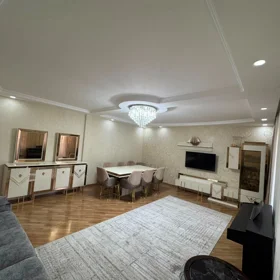In Baku 120.0 m² apartment is for sale - Image 8
