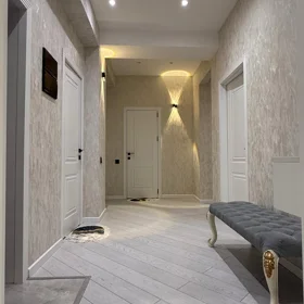 In Baku 135.0 m² apartment is for sale - Image 10