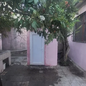 In Baku 50.0 m² house with 2.0 rooms is for rent - Image 2