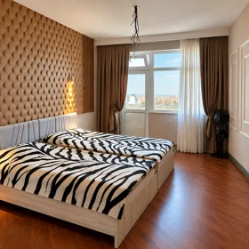 In Baku 131.0 m² apartment is for sale - Image 7