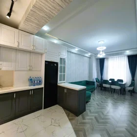 In Baku 100.0 m² apartment is for rent - Image 3