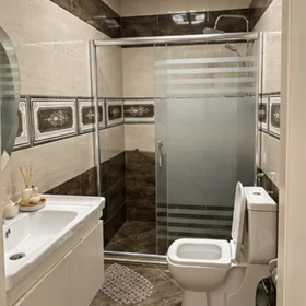 In Baku 90.0 m² apartment is for rent - Image 5