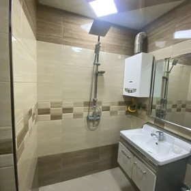 In Baku 75.0 m² apartment is for rent - Image 2