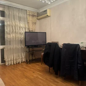 In Baku 75.0 m² apartment is for rent - Image 5