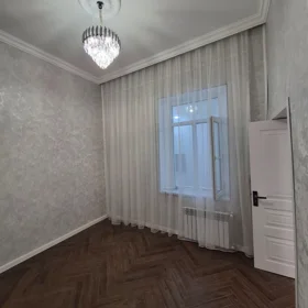 In Baku 65.0 m² apartment is for sale - Image 10