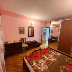 In Baku 90.0 m² apartment is for rent - Image 5