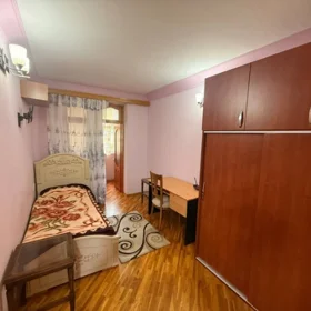In Baku 90.0 m² apartment is for rent - Image 6