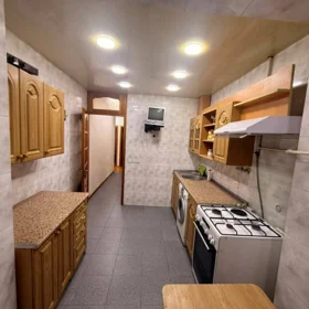 In Baku 90.0 m² apartment is for rent - Image 9