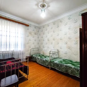 In Baku 450.0 m² commercial is for rent - Image 2