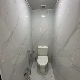 In Baku 65.0 m² apartment is for sale - Image 2