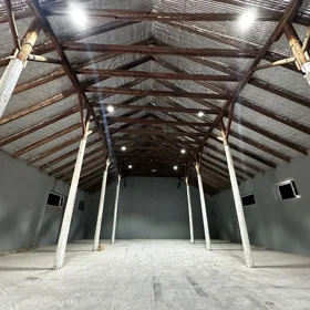 In Baku 210.0 m² commercial is for rent - Image 2