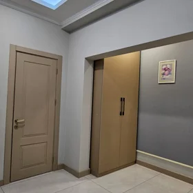 In Baku 124.0 m² apartment is for sale - Image 4