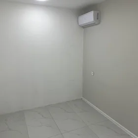 In Baku 100.0 m² commercial is for rent - Image 3