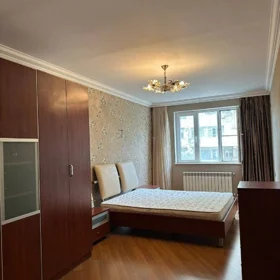In Baku 140.0 m² apartment is for rent - Image 4