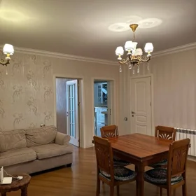 In Baku 140.0 m² apartment is for rent - Image 6