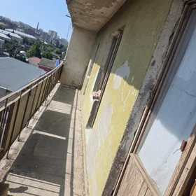 In Baku 110.0 m² apartment is for sale - Image 3
