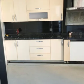 In Baku 100.0 m² apartment is for rent - Image 9