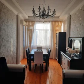 In Baku 75.0 m² apartment is for rent - Image 4