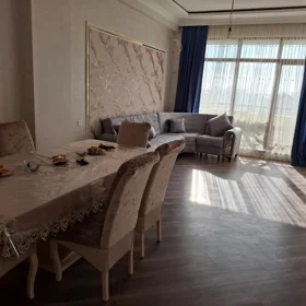 In Baku 126.0 m² apartment is for rent - Image 3