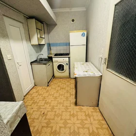 In Baku 59.0 m² house with 3.0 rooms is for rent - Image 5