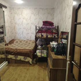 In Binəqədi rayonu 70.0 m² house with 3.0 rooms is for sale - Image 3