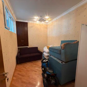 In Baku 85.0 m² apartment is for sale - Image 2