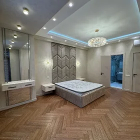 In Baku 185.0 m² apartment is for sale - Image 6