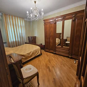 In Baku 130.0 m² apartment is for rent - Image 9