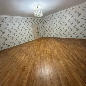 In Baku 140.0 m² apartment is for sale - Image 5